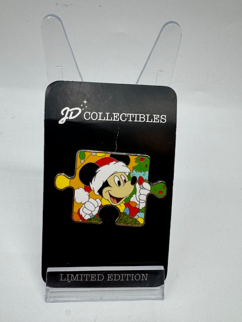Mickey Christmas Puzzle Piece Disney Pin