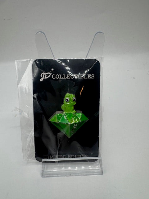 Pacal Going Green 20th Pin Event LE 300 Disney Pin