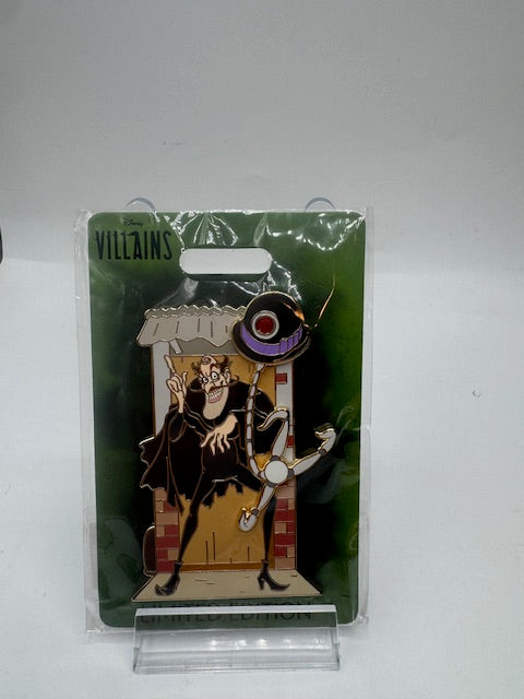 Bolwer Hat Guy WDI Villain LE 400 Disney Pin