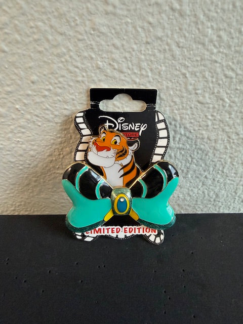 Rajah Bow Tie DSSH LE 300 Disney Pin