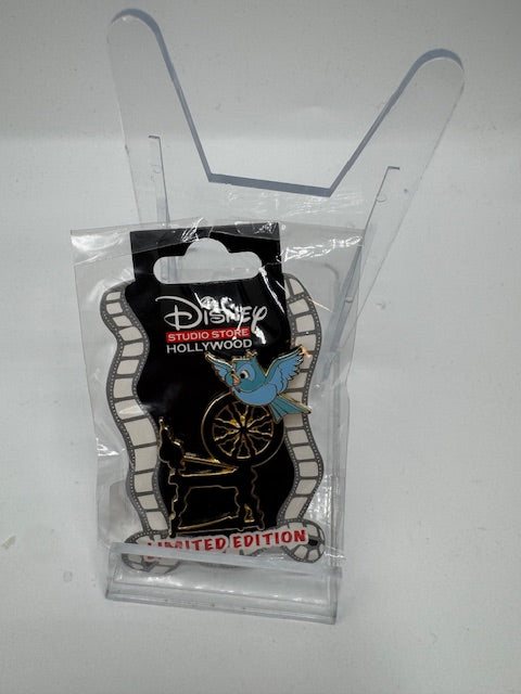 Sleeping Beauty Feather Bird DSSH LE 400 Disney Pin