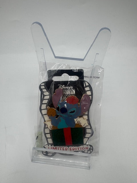 Stitch Christmas in Present DSF LE 300 Disney Pin