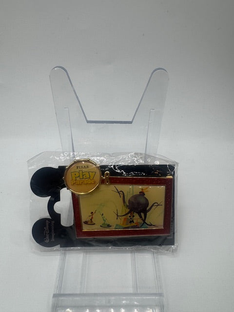 Incredibles Pixar Play Parade WDI LE 300 Disney Pin