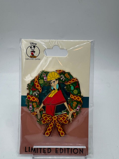 Kuczo Wreath DEC LE Disney Pin