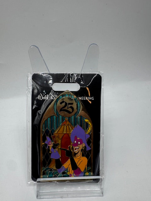 Clopin Hunchback Window WDI LE 250 Disney Pin