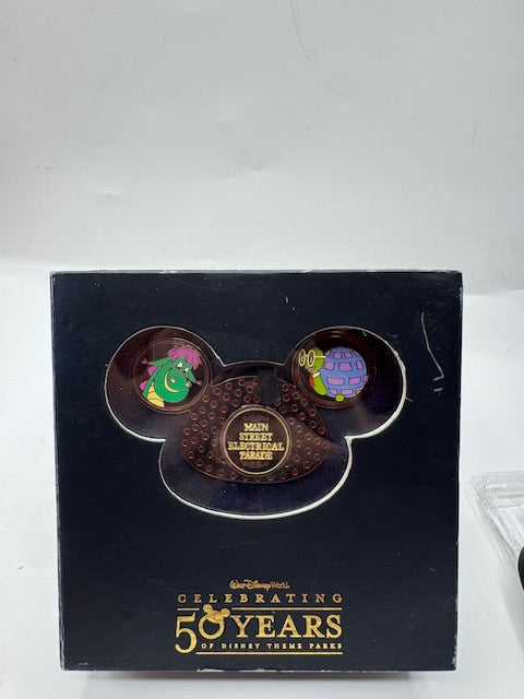 Ellott Main Street Parade Jumbo 50 Years LE 750 Disney Pin