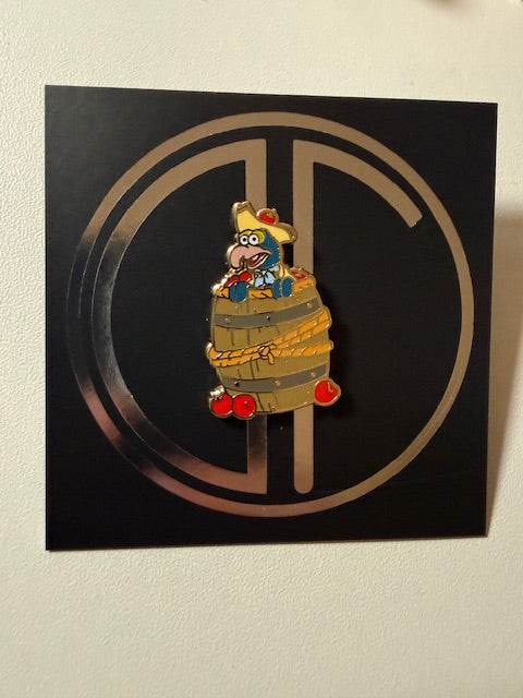 Muppets Mystery WDI LE 450 Disney Pin Gonzo