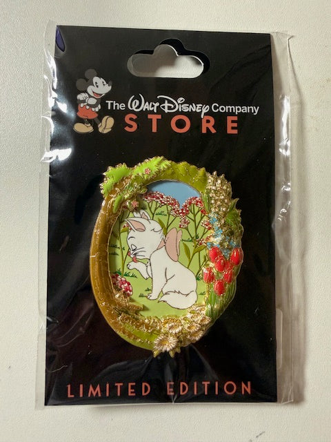 Marie Spring Vibes DEC LE 300 Disney Pin
