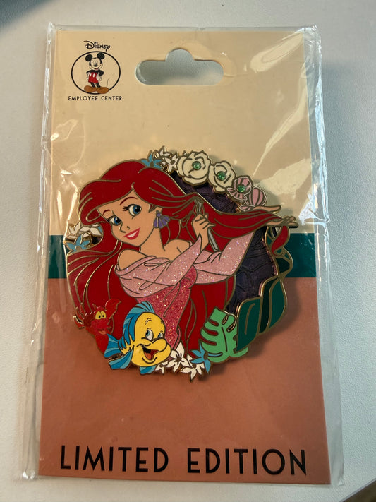 Ariel DEC Wreath LE 250 Disney Pin