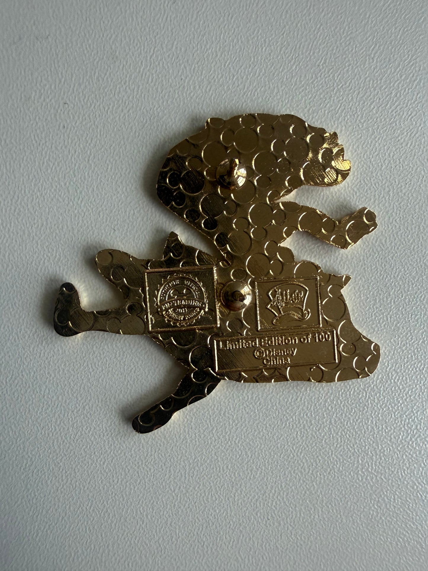 Alice LE 100 Frame Set Disney Pin