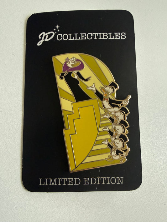 Donald Daisy Auctions Ritz LE 100 Disney Pin