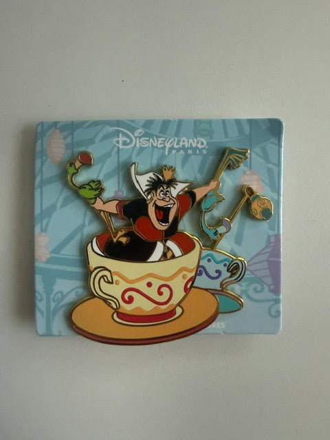 Queen Hearts Paris LE 700 Disney Pin