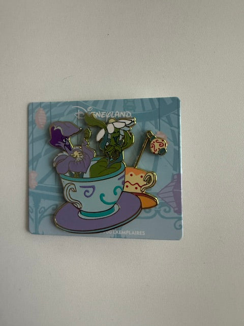 Flowers Alice Paris LE 700 Disney Pin